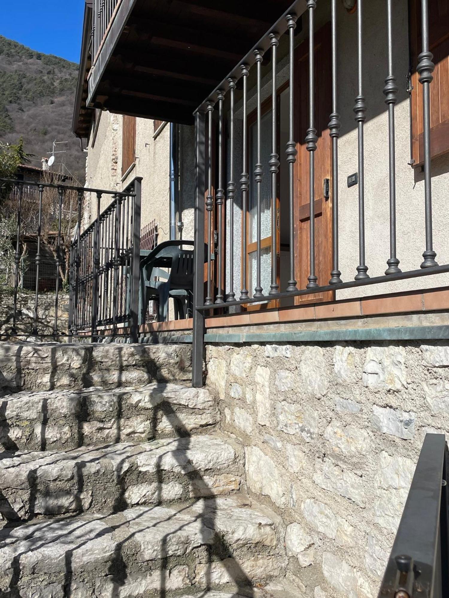 Casa Teodoro - Gelsomino, Ulivi & Orchidea Apartment Tignale